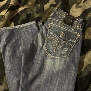 ✨ Men’s Rock Revival Jeans ✨